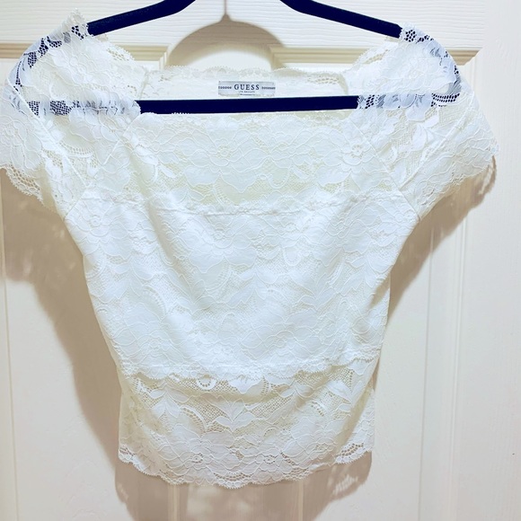 Step up your look with this short sleeve top! - Picture 1 of 3